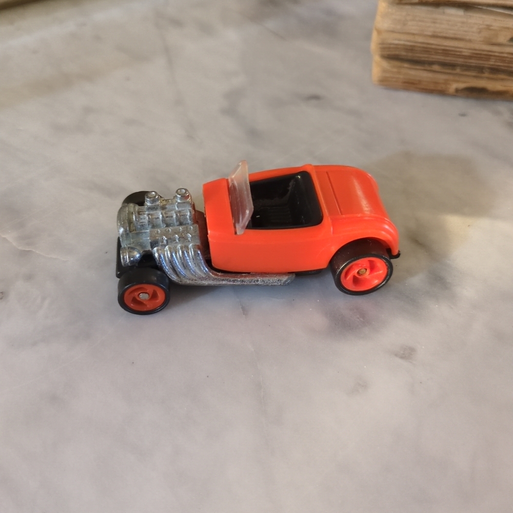 1993 Mattel Hot Wheels '32 Ford Roadster Orange Convertible